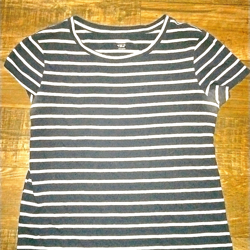 Girls short sleeve t-shirt